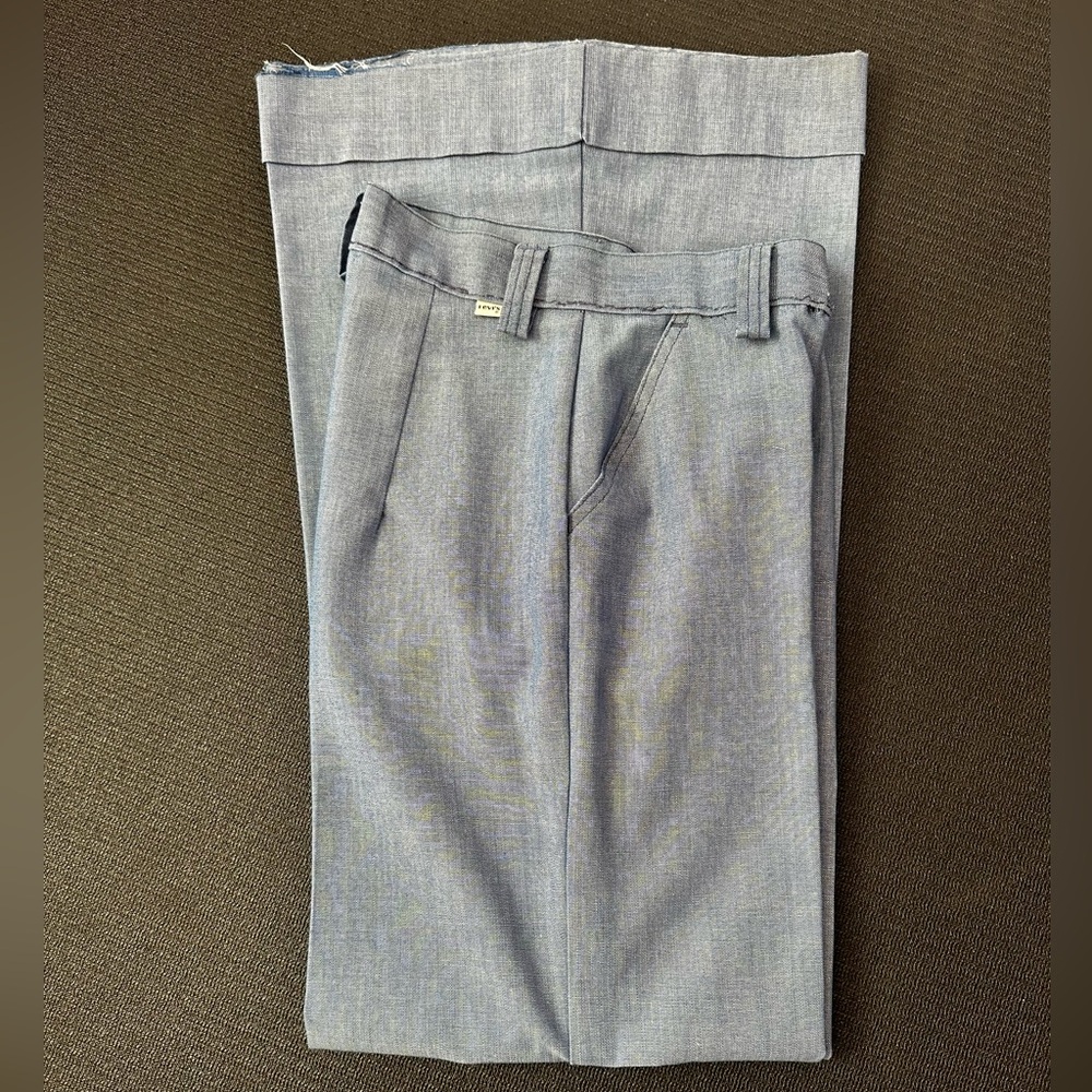 Vintage Levis Bell Bottom Pants Womens 70s Western Flare 27x32 Bareback Cuff Hem